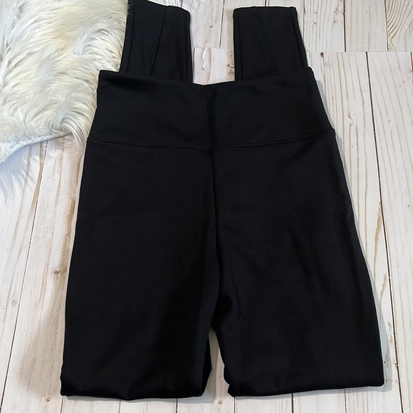 Spanx Assets black leggings size Small - Picture 2 of 7